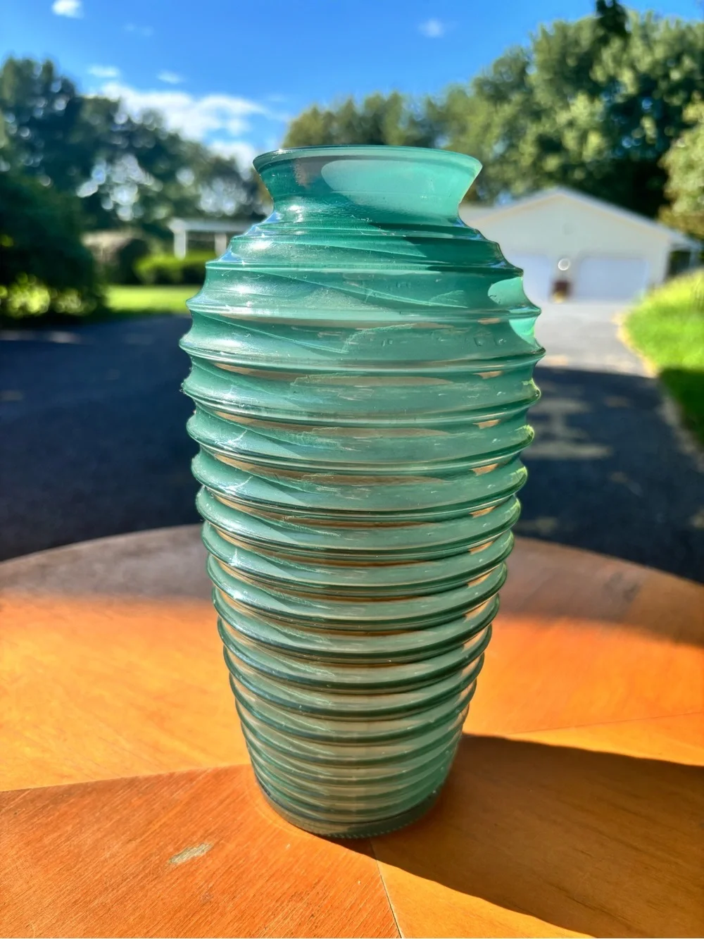 VINTAGE GREEN BEEHIVE ART-DECO INSPIRED VASE.